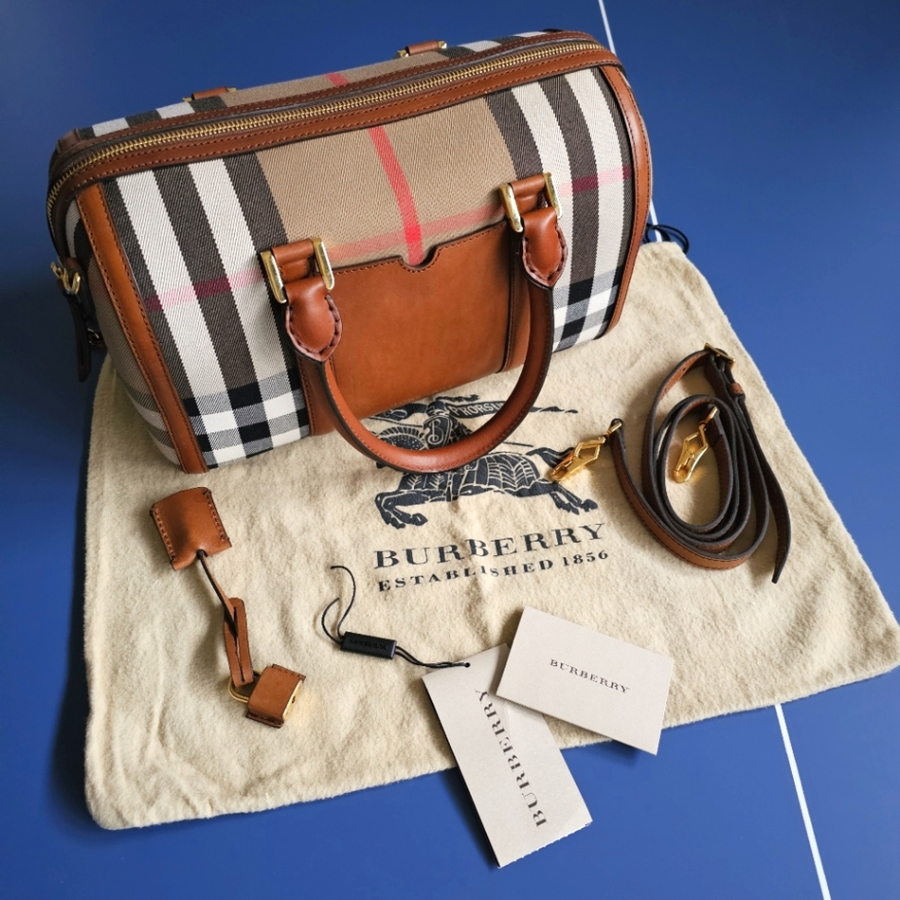 Burberry House check Sartorial Medium Alchester Bowling bag